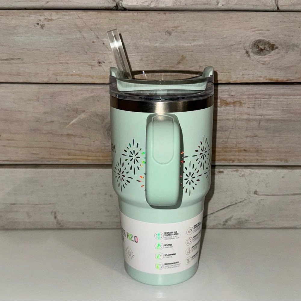 Stanley 20oz Quencher Tumbler Seaglass Gloss - Winter Wonderland Limited Release - Picture 2 of 8